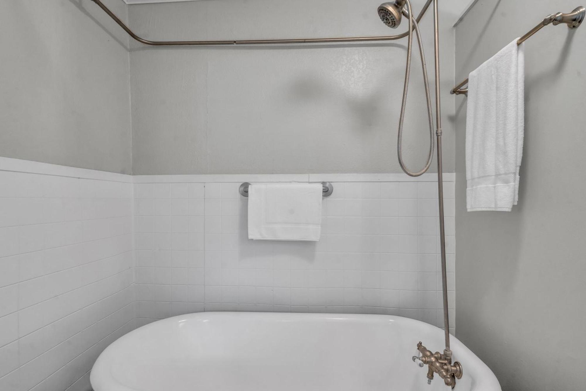 Heart Of Ybor 3bedroom Walk To 7th Ave Holiday home